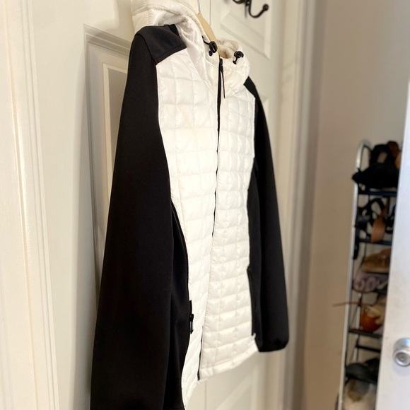 Guess | Quilted Mixed Material Jacket - Picture 5 of 15